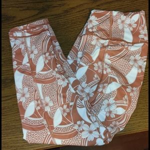 Knockout by Victoria's Secret Capri, orange &white